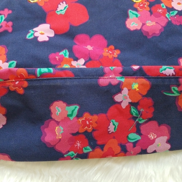 Lilly Pulitzer Floral Tote Bag - Picture 9 of 16